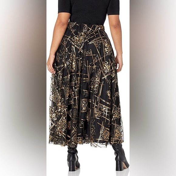 Making the Cut Season 2 Episode 7 Winning Look Andrea's Sequin Skirt NWT Size S - Picture 3 of 14